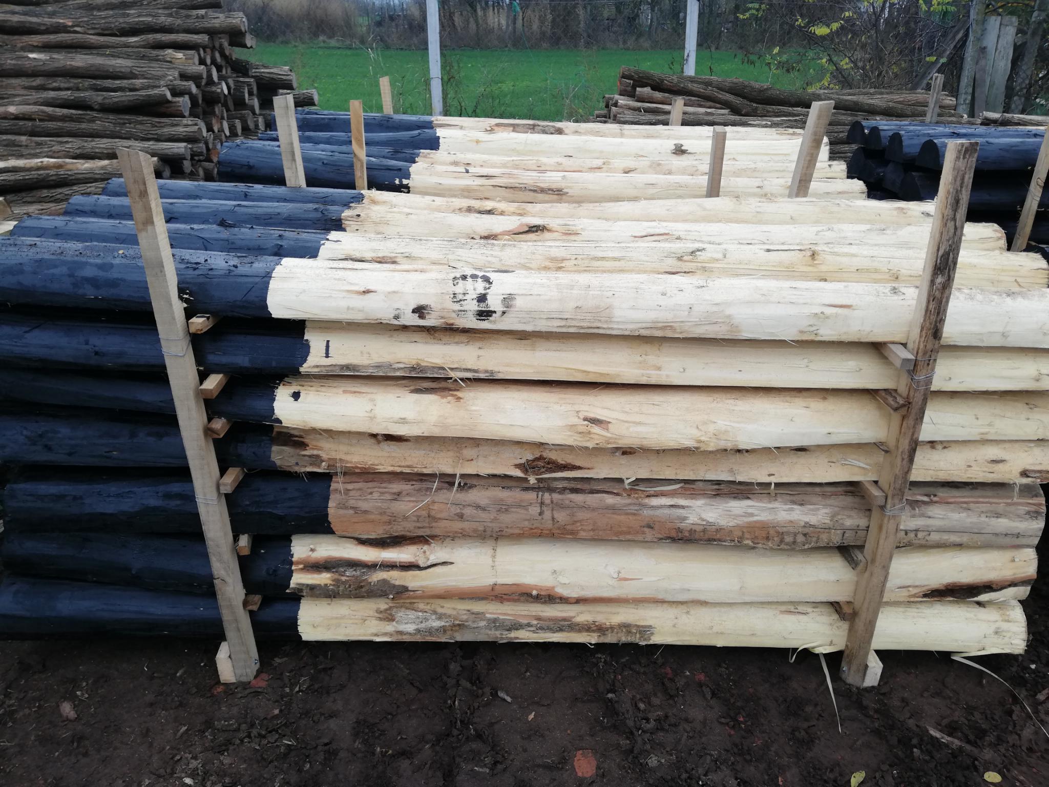 Rundhölzer aus Akazie (halbrund) Rundhölzer aus Akazie (halbrund)